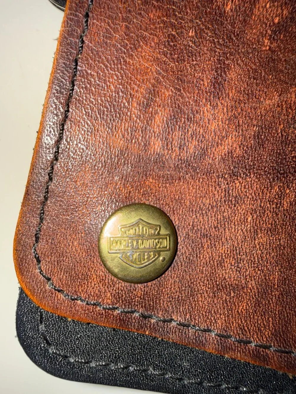 Harley-Davidson Distressed Leather Biker Chain Wallet Embossed Eagle Y2K USA